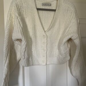 Abercrombie Cropped Cardigan